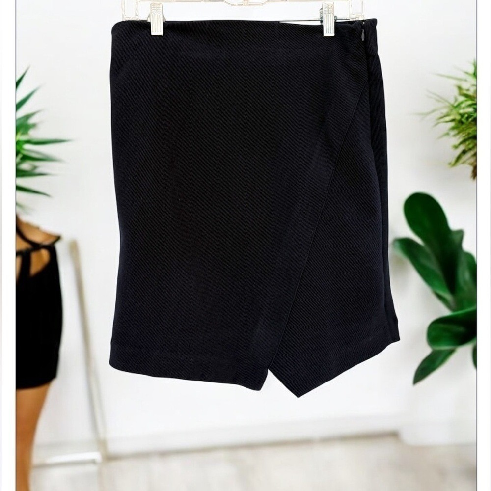 Loft Medium Petite skirt